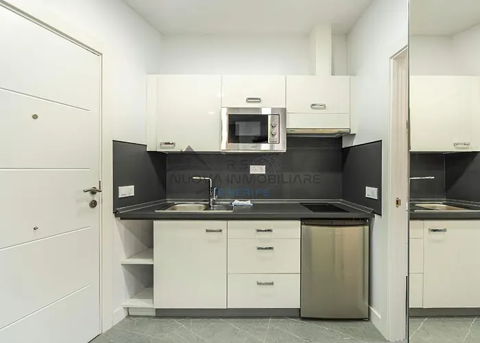 Flores 1 Tatil Evi Playa de las Américas